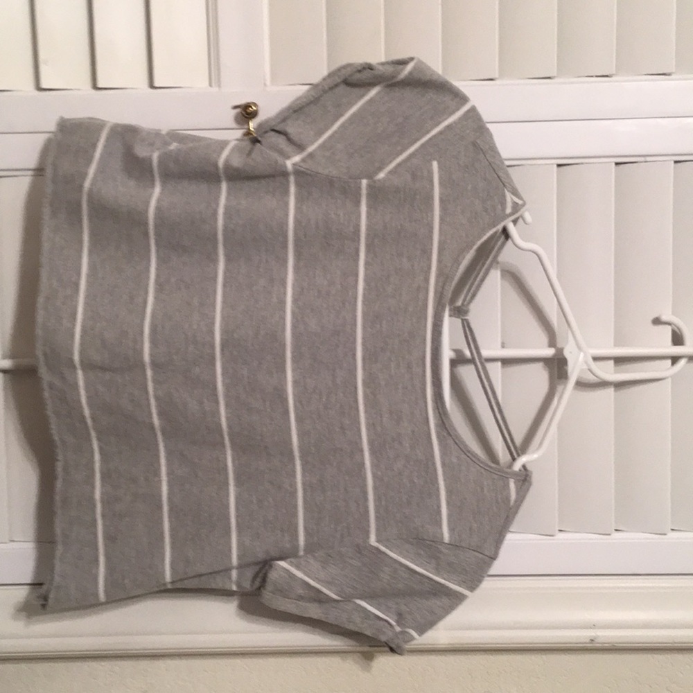 Billabong crop shirt